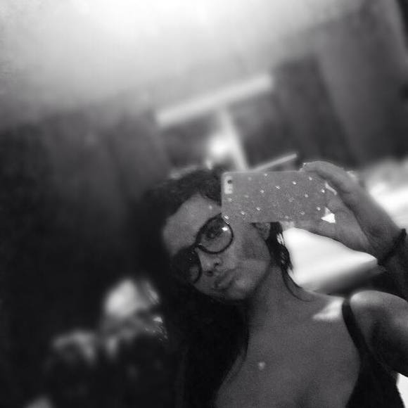 Meet your Posher, Lili - Picture 1 of 1